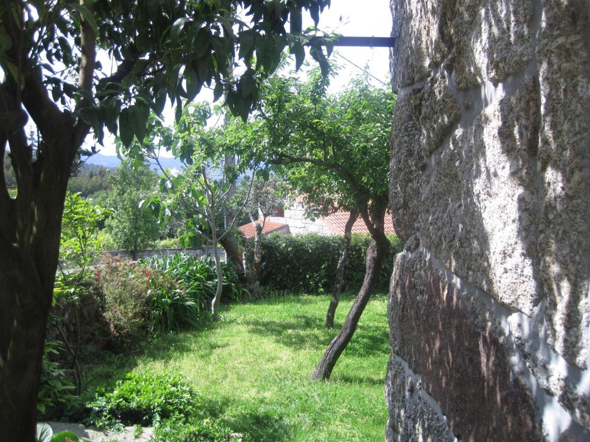Casa Dos Bisavos- Slow Down Na Rota Do Romanico Porto Exterior foto